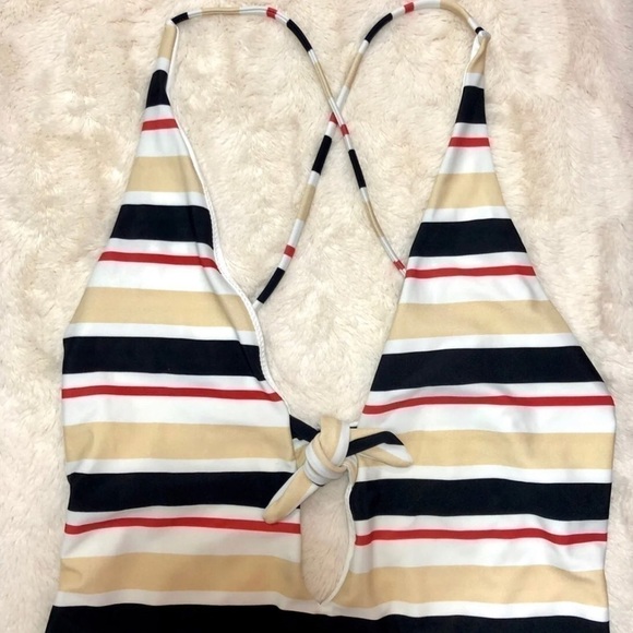 6 Shore Road Designer Striped One-Piece Swimsuit XS Plunging Low-Cut NWT - Picture 7 of 11